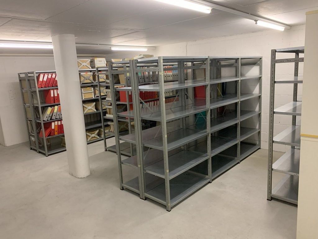 Local de stockage de 250m²