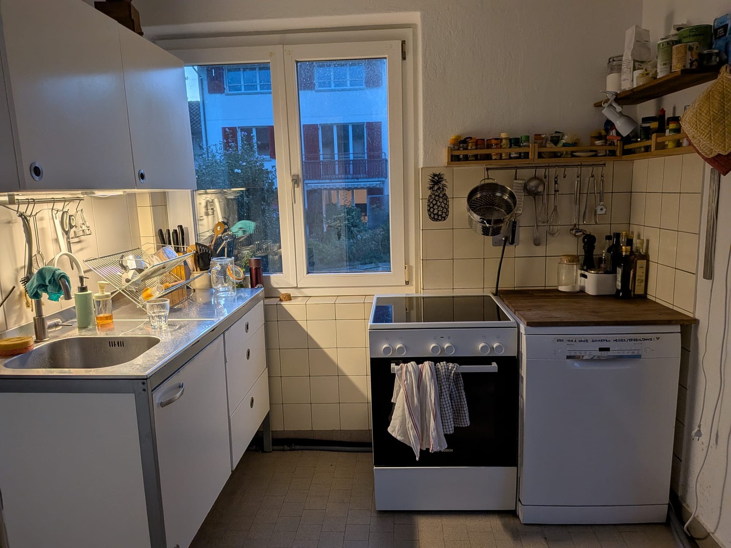 Room in a shared flat, Foto 5 von 6