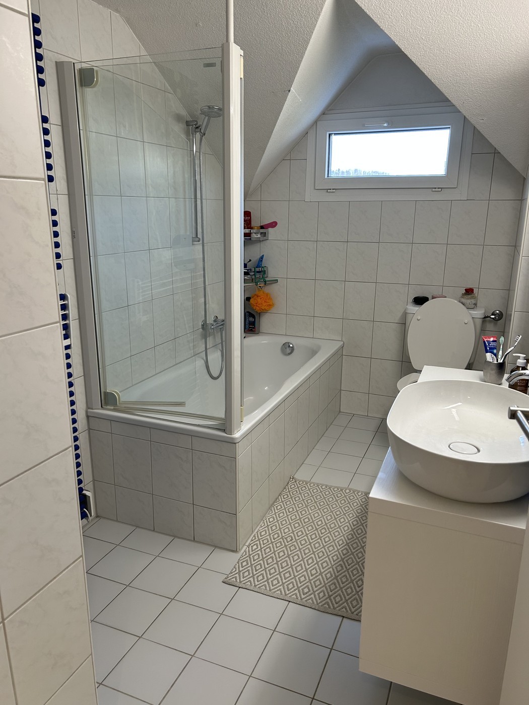 Chambre dans un appartement partagé