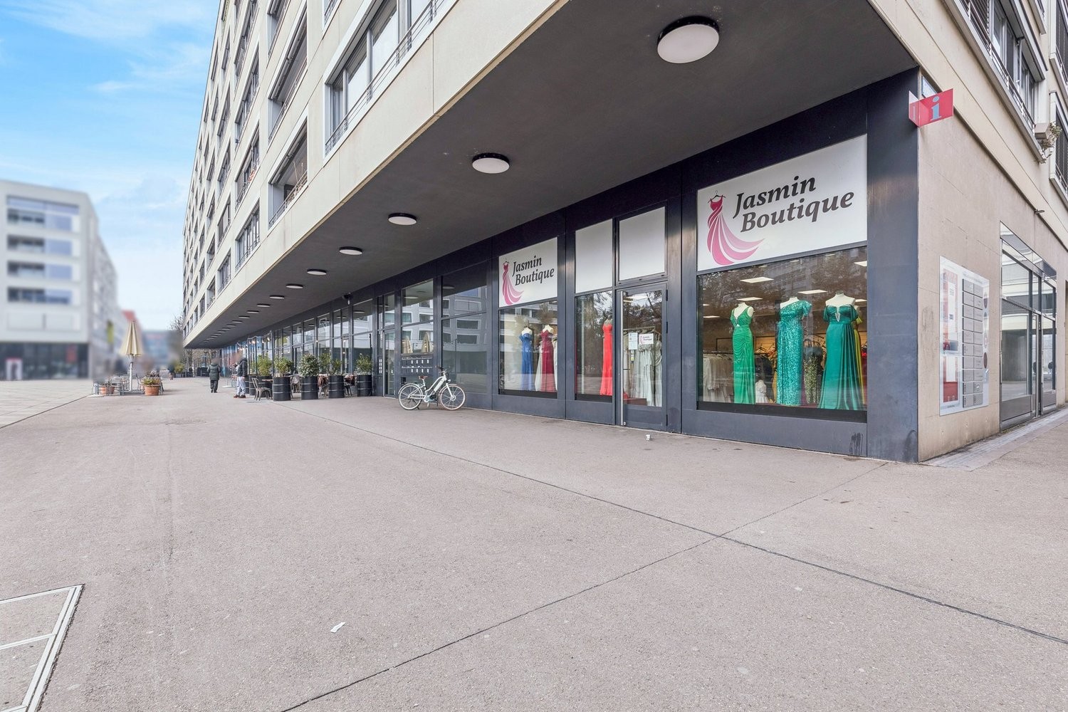 147m² shop, Foto 1 von 8