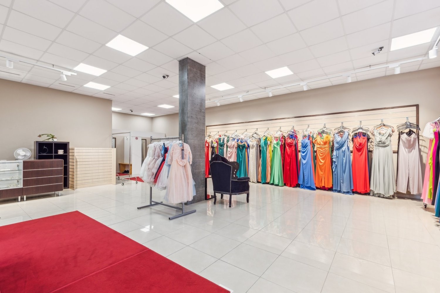 147m² shop, Foto 5 von 8