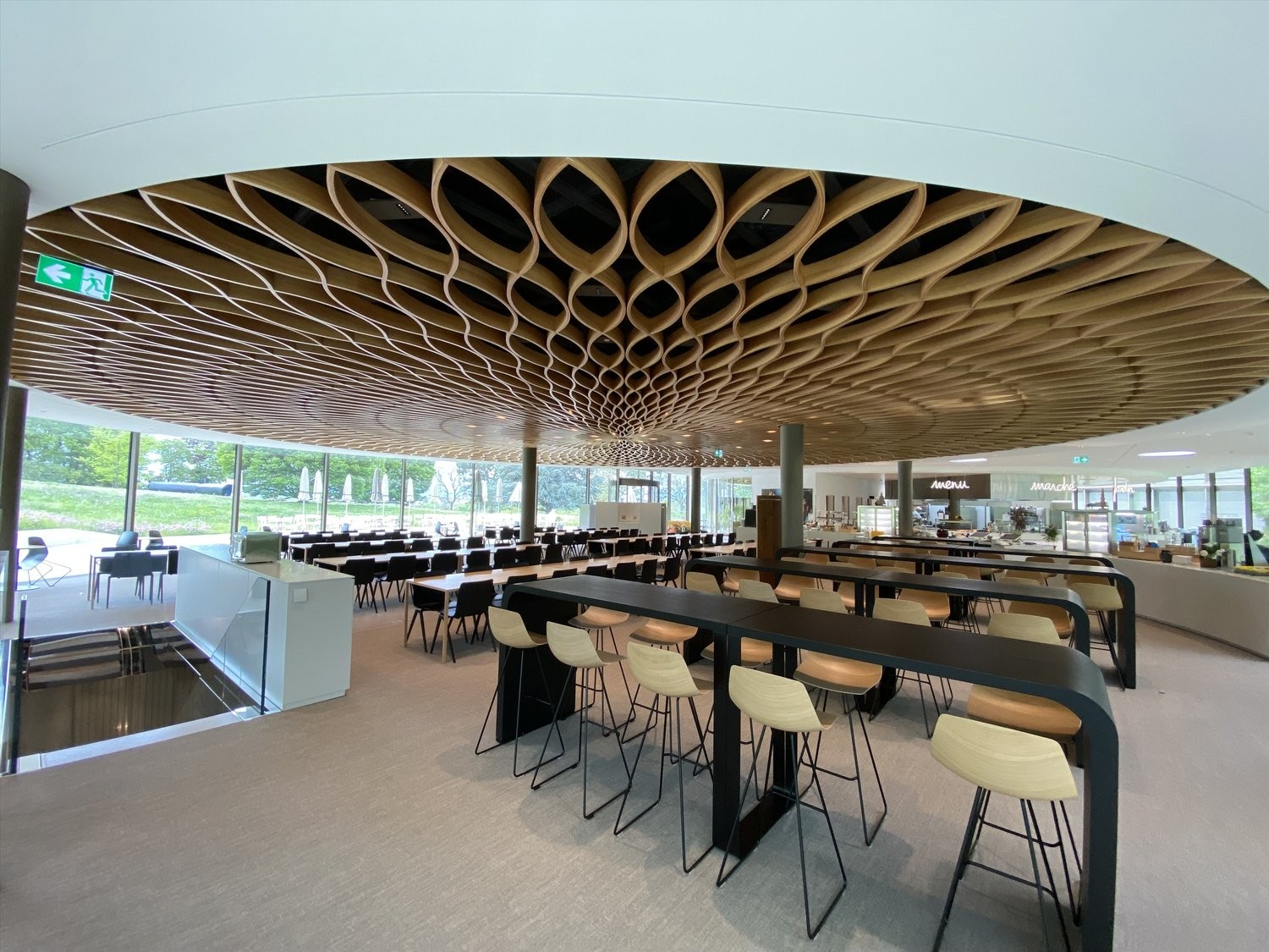 788m² office