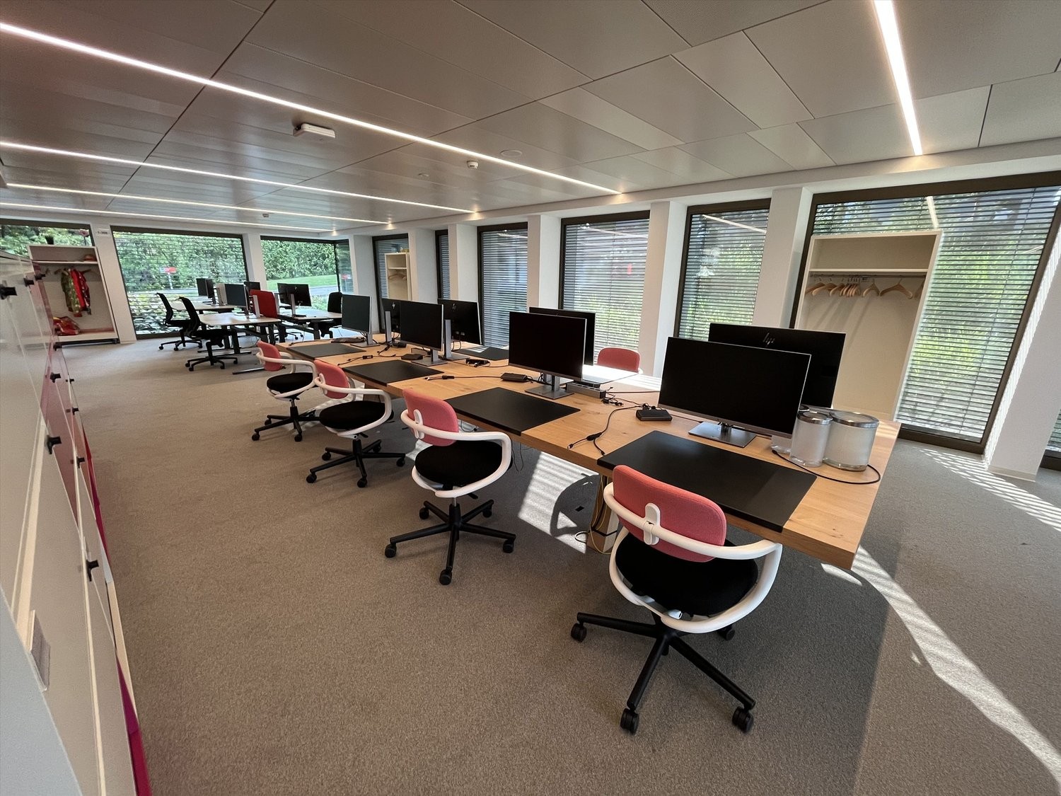 788m² office