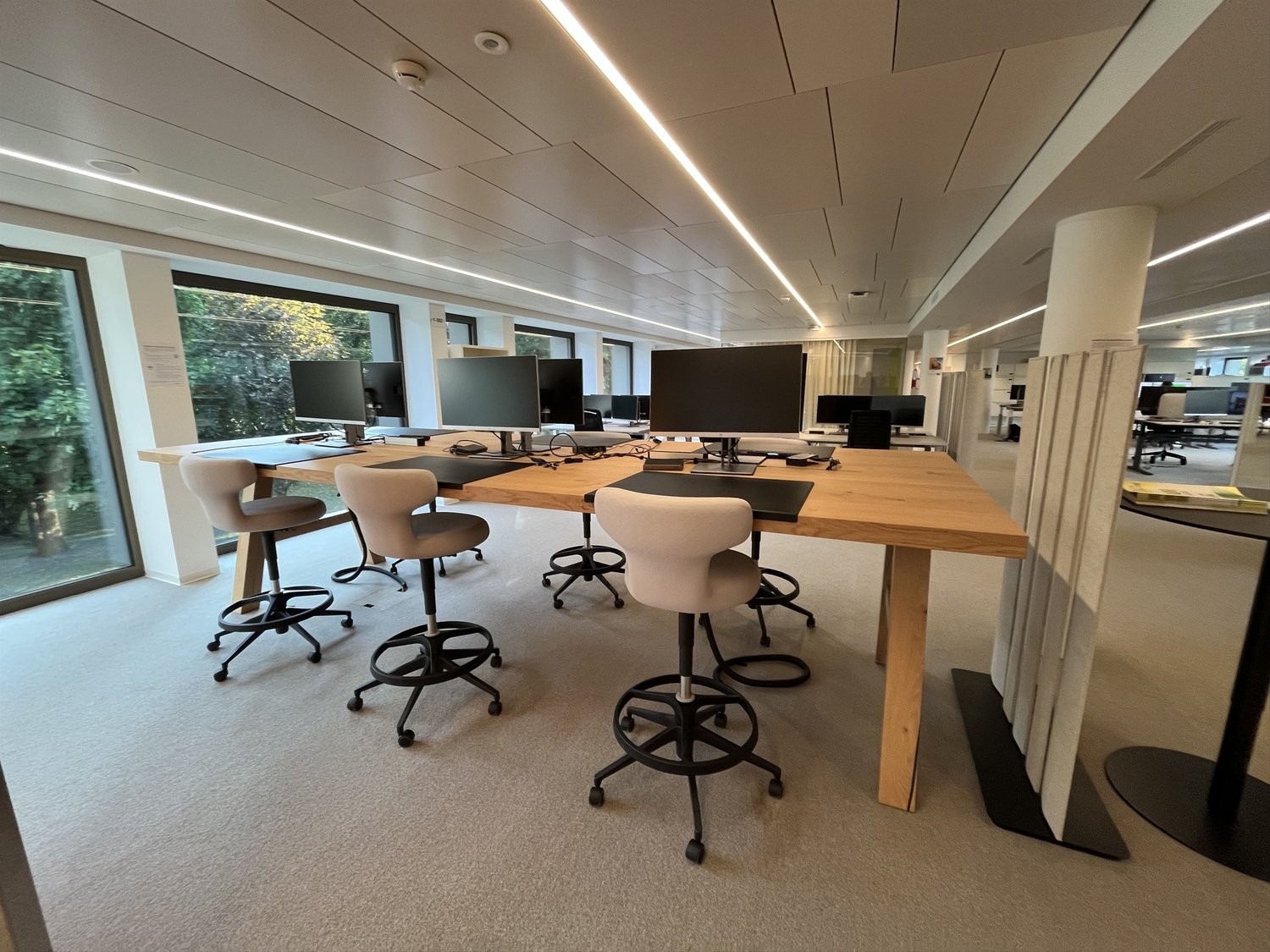 788m² office