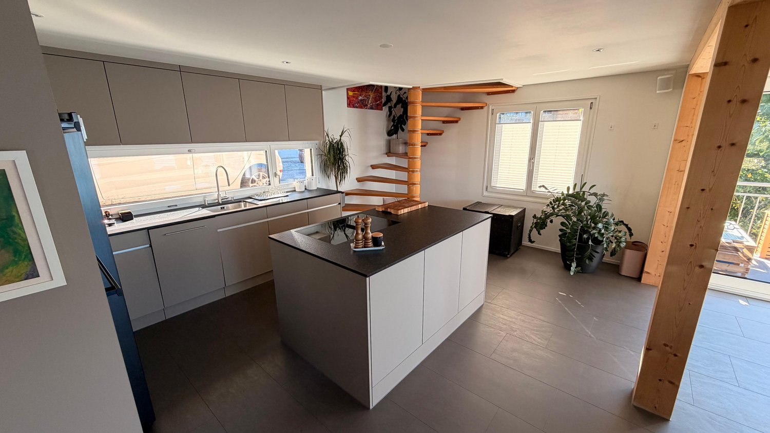 3 ½ Zimmer möblierte Wohnung