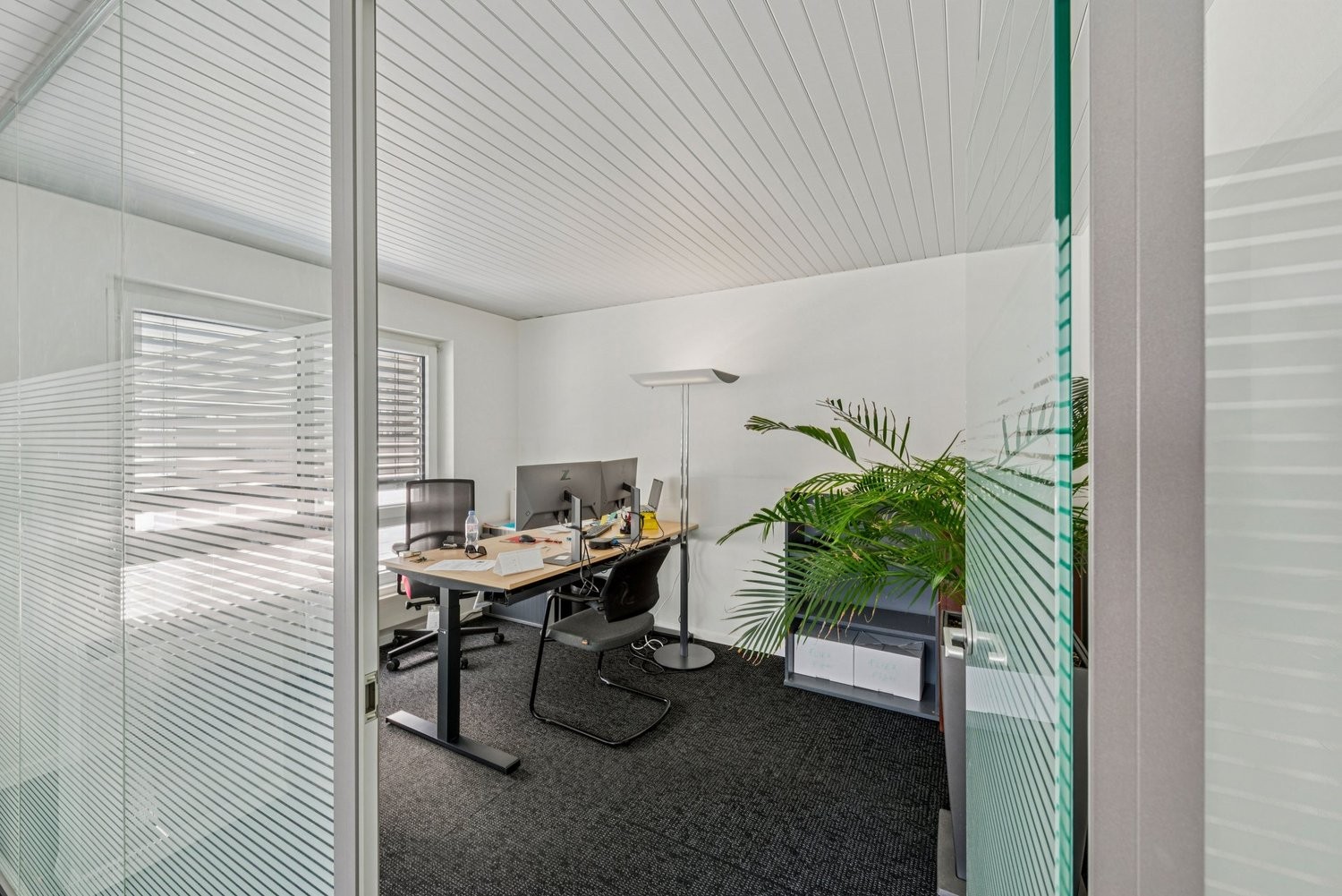 Office, Foto 4 von 10