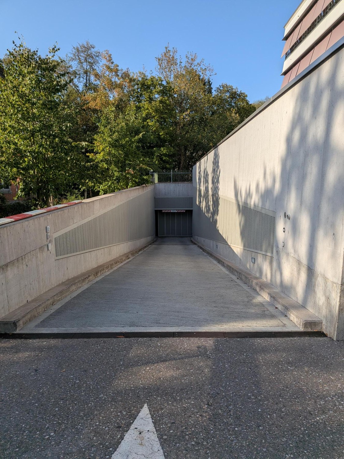 Open slot, Foto 1 von 3