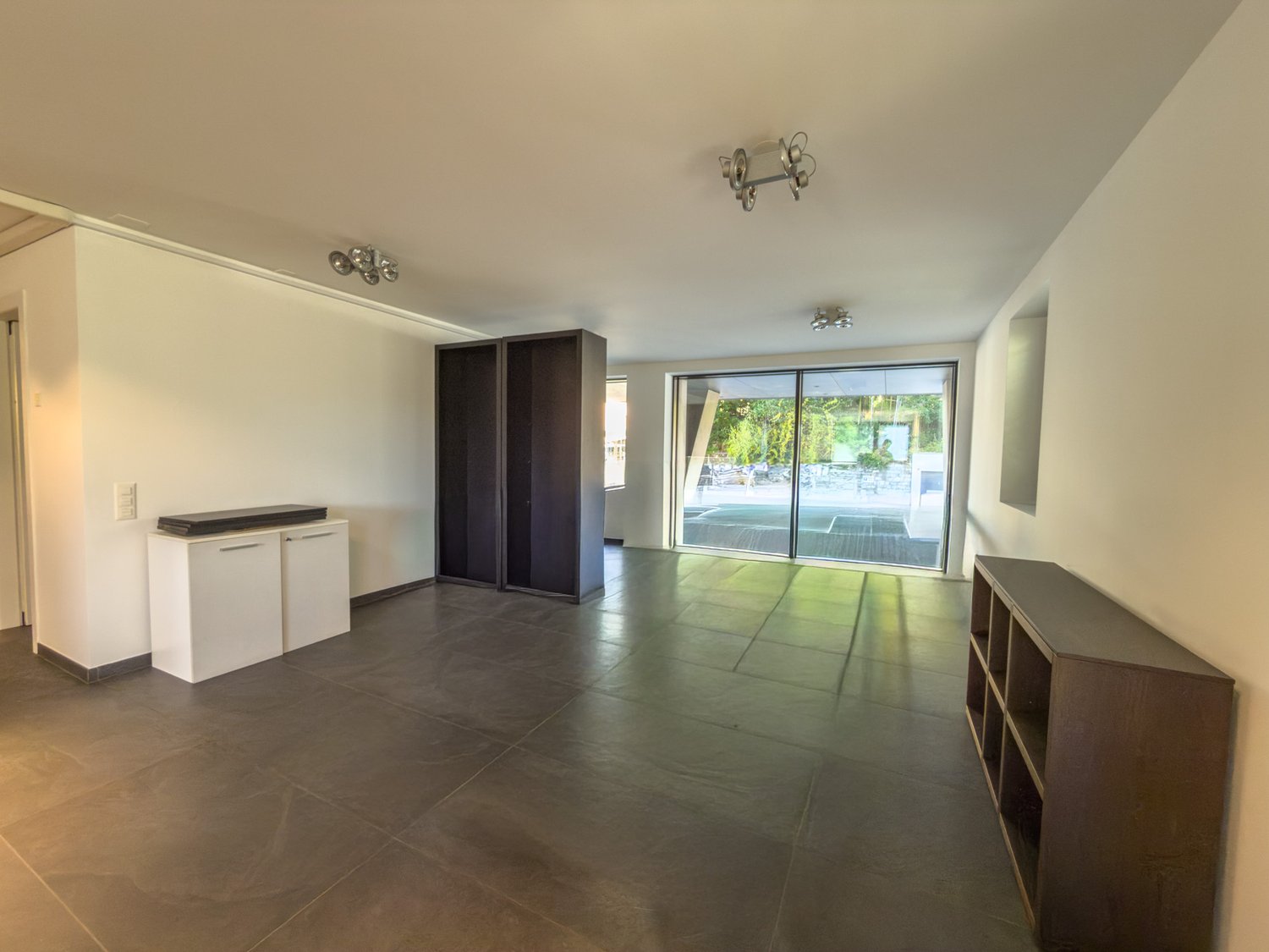 159m² Büro, Foto 2 von 6