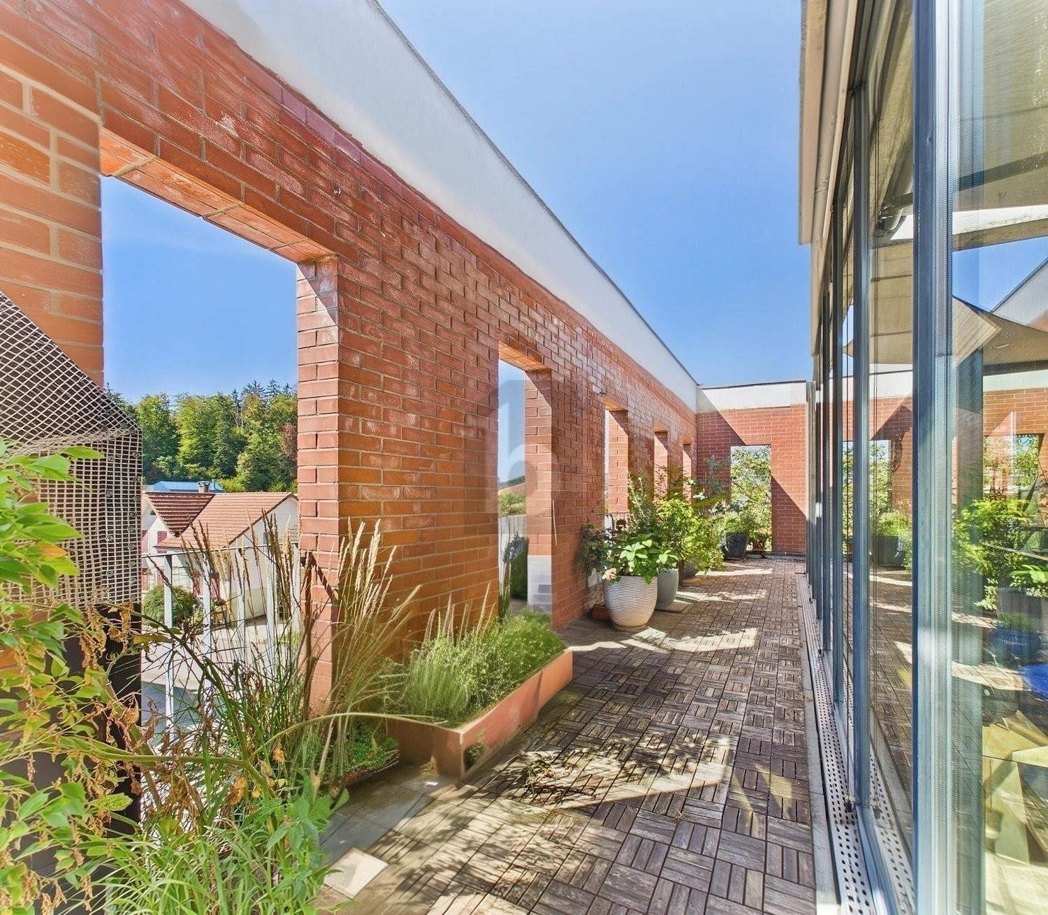 8 rooms multi family house