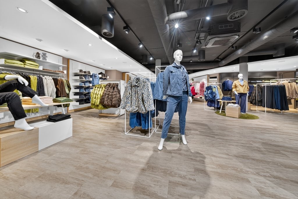 308m² Laden