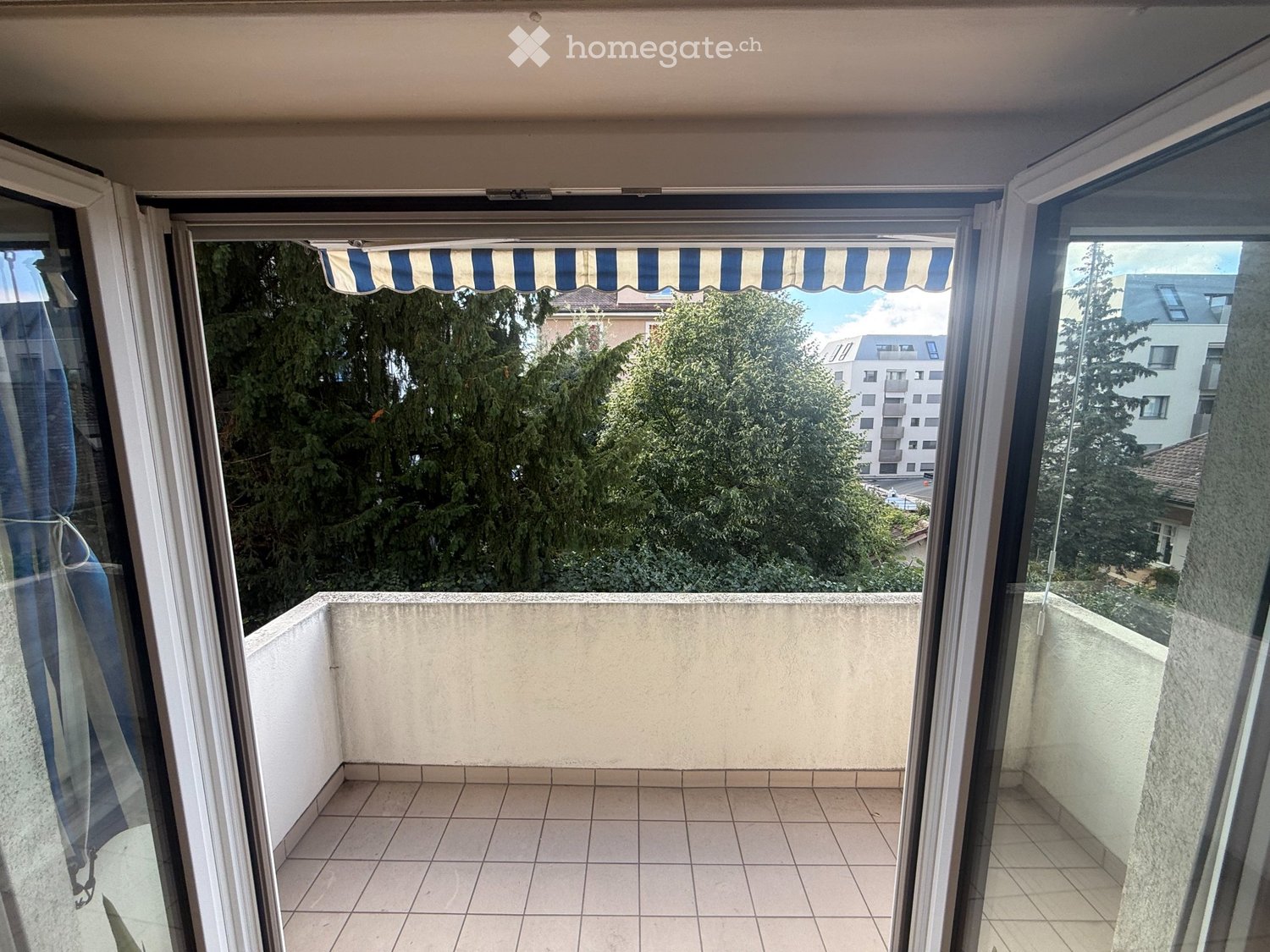1 room single room