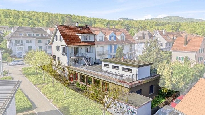 Multi family house, Foto 1 von 8