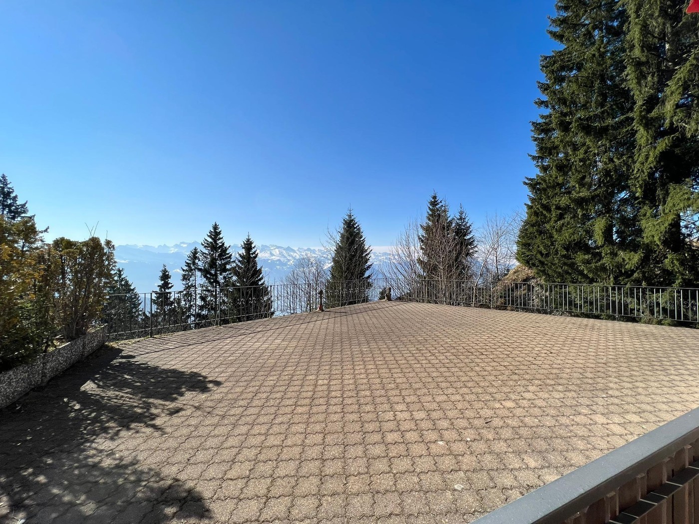 2-Zimmer-Wohnung mit Terrasse, Foto 1 von 10