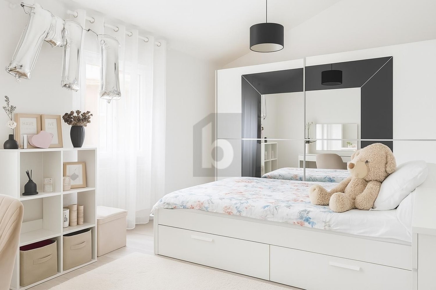 20 rooms multi family house