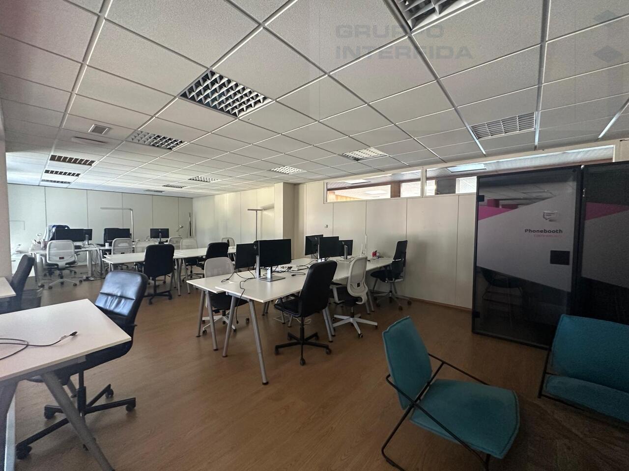 332m² Büro, Foto 5 von 9