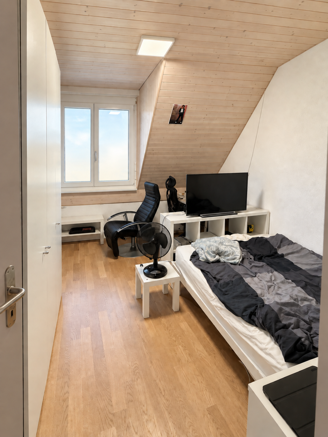 3 ½ rooms roof flat, Foto 8 von 10