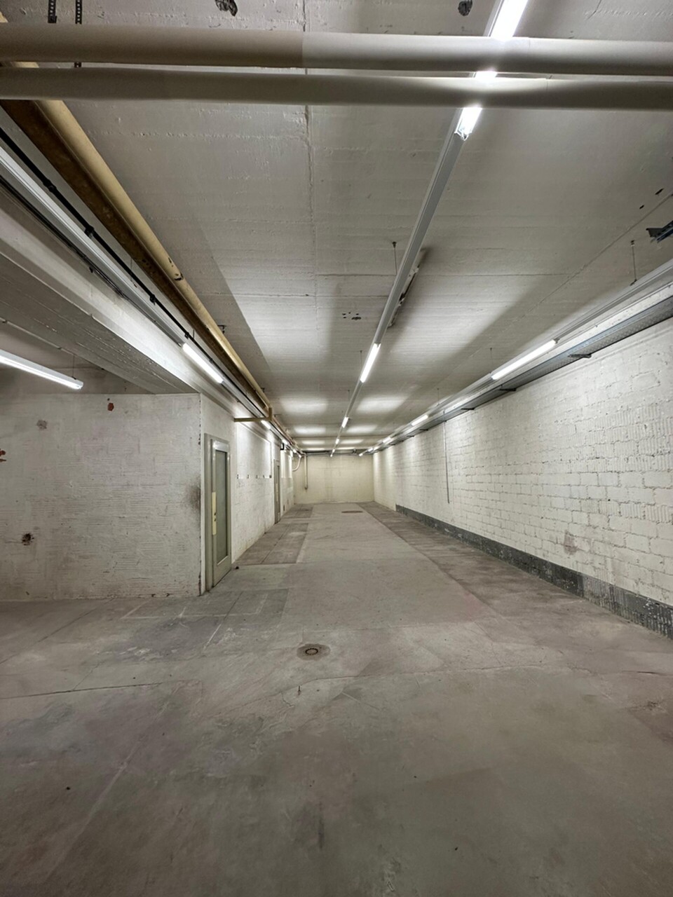 Local de stockage de 140m²