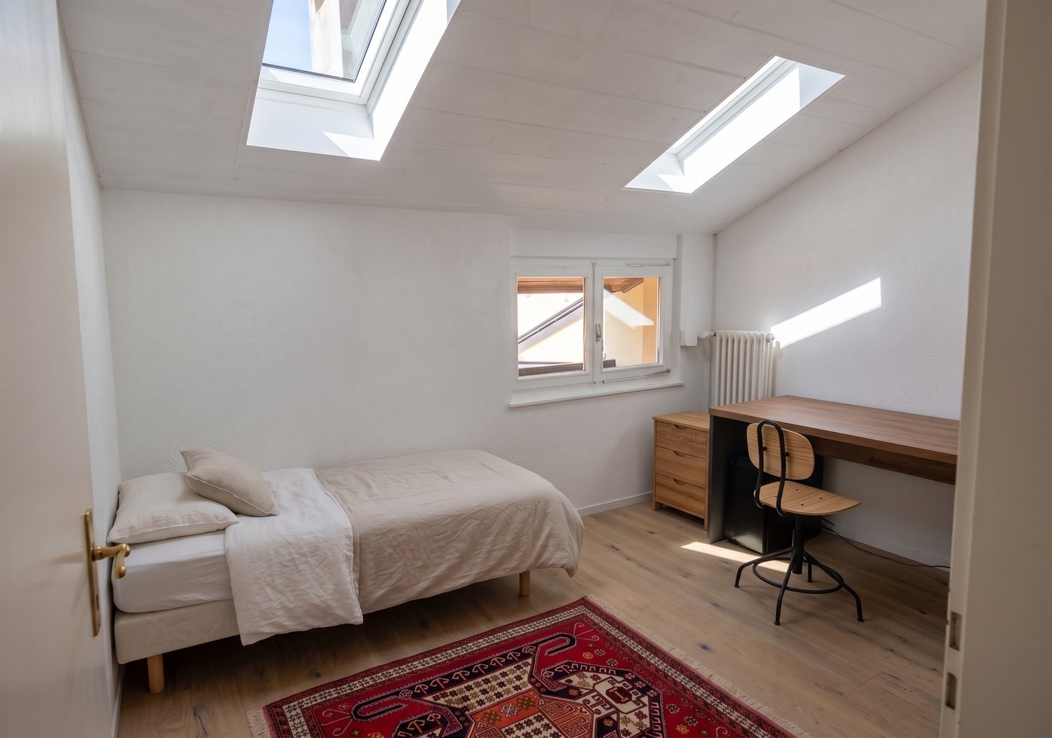 Möblierte 4 ½ Zimmer Wohnung, Foto 5 von 8
