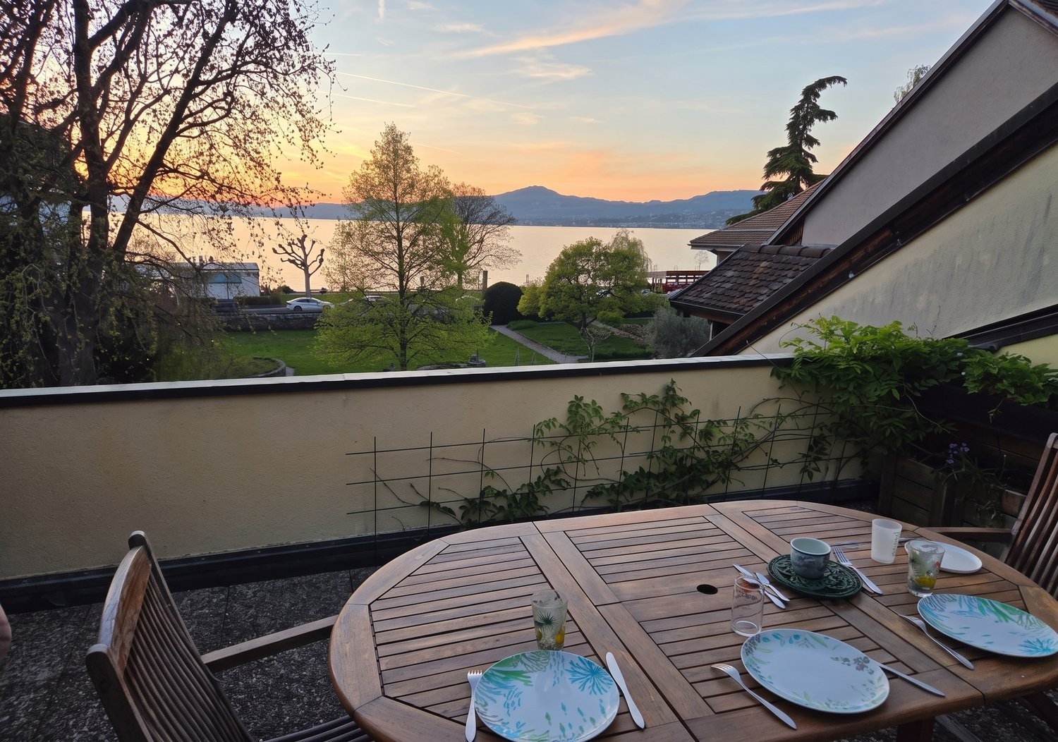 Möblierte 4 ½ Zimmer Wohnung, Foto 2 von 8