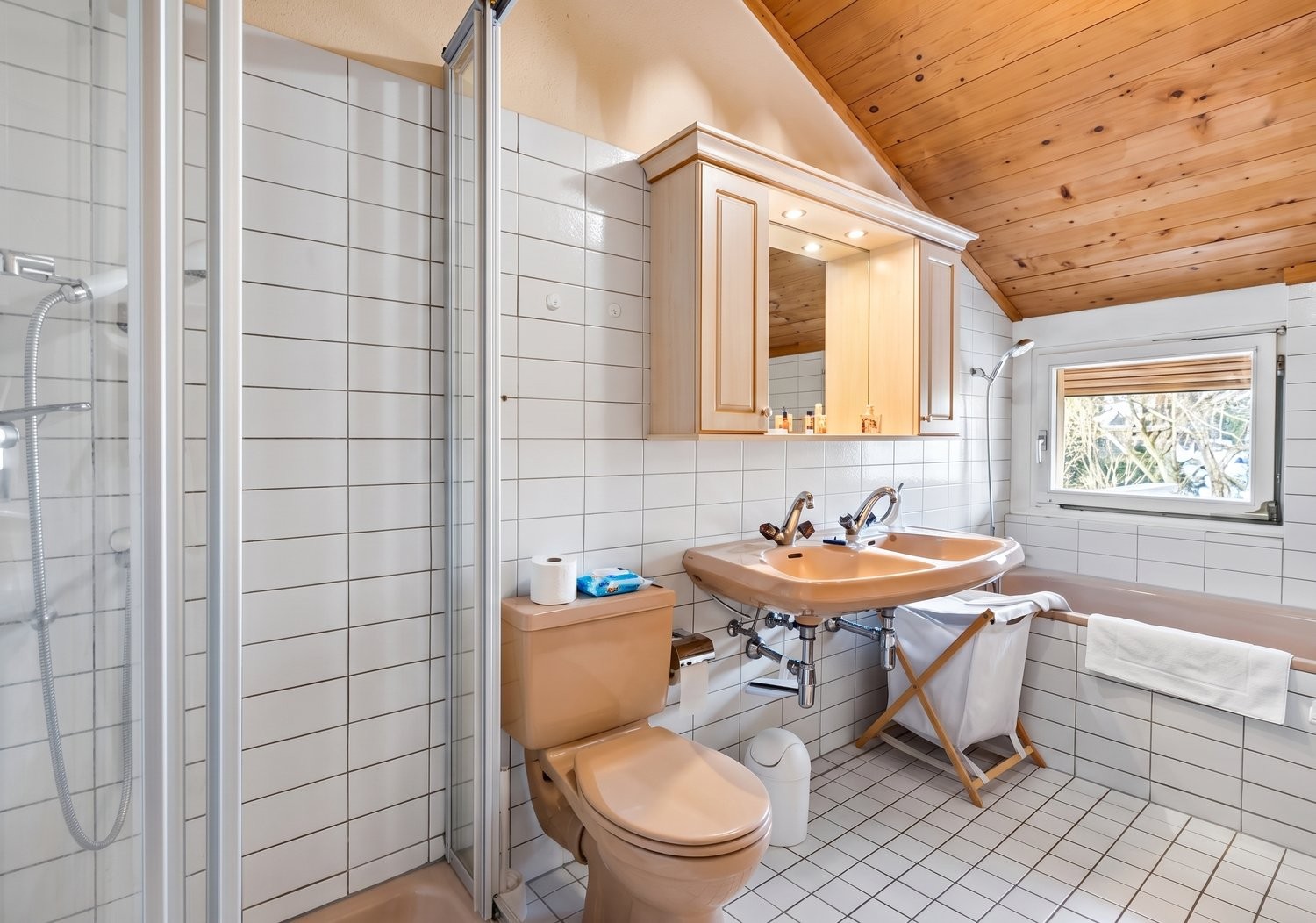 Möblierte 4 ½ Zimmer Wohnung, Foto 8 von 8