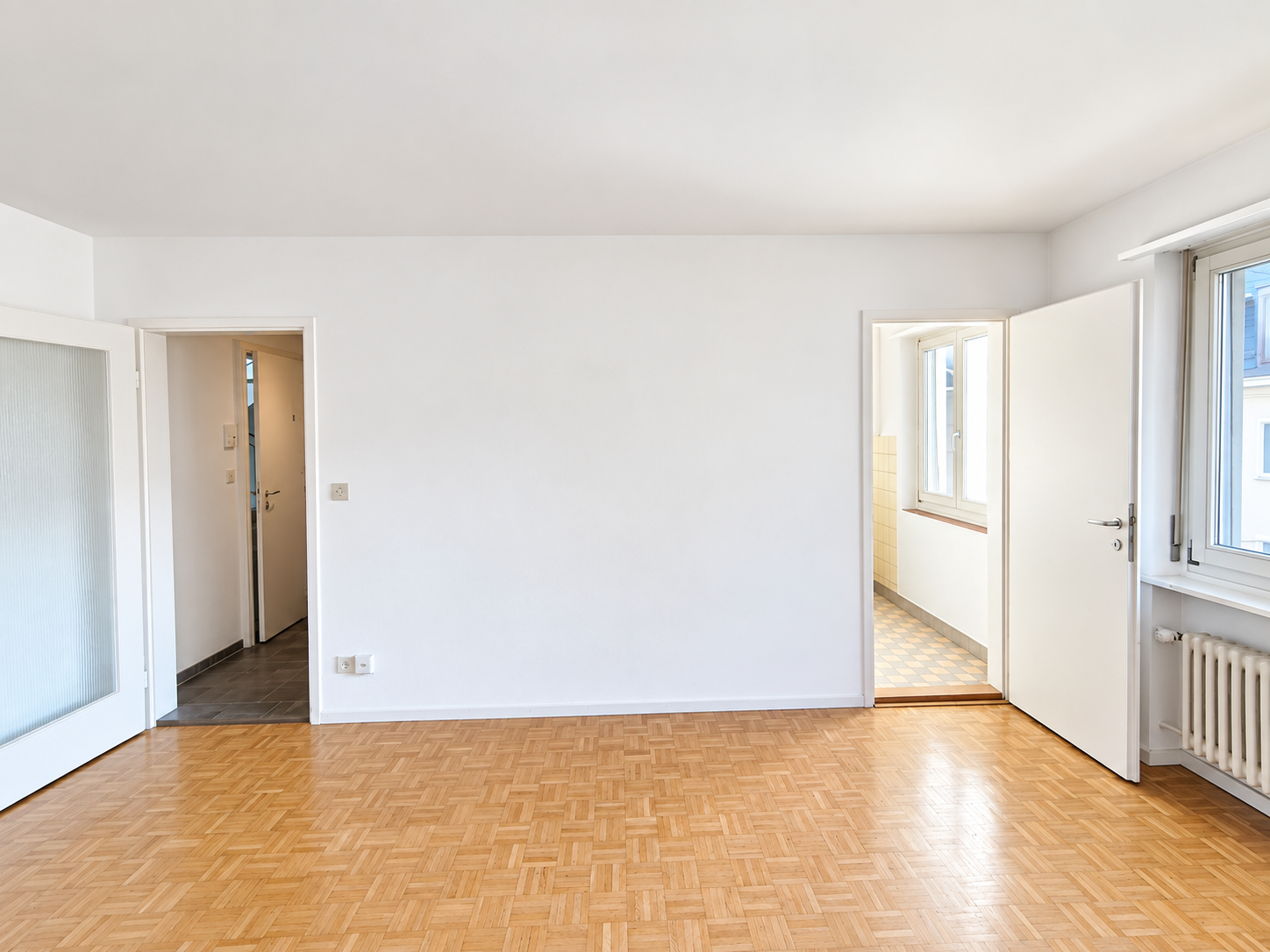 1 room apartment, Foto 3 von 10