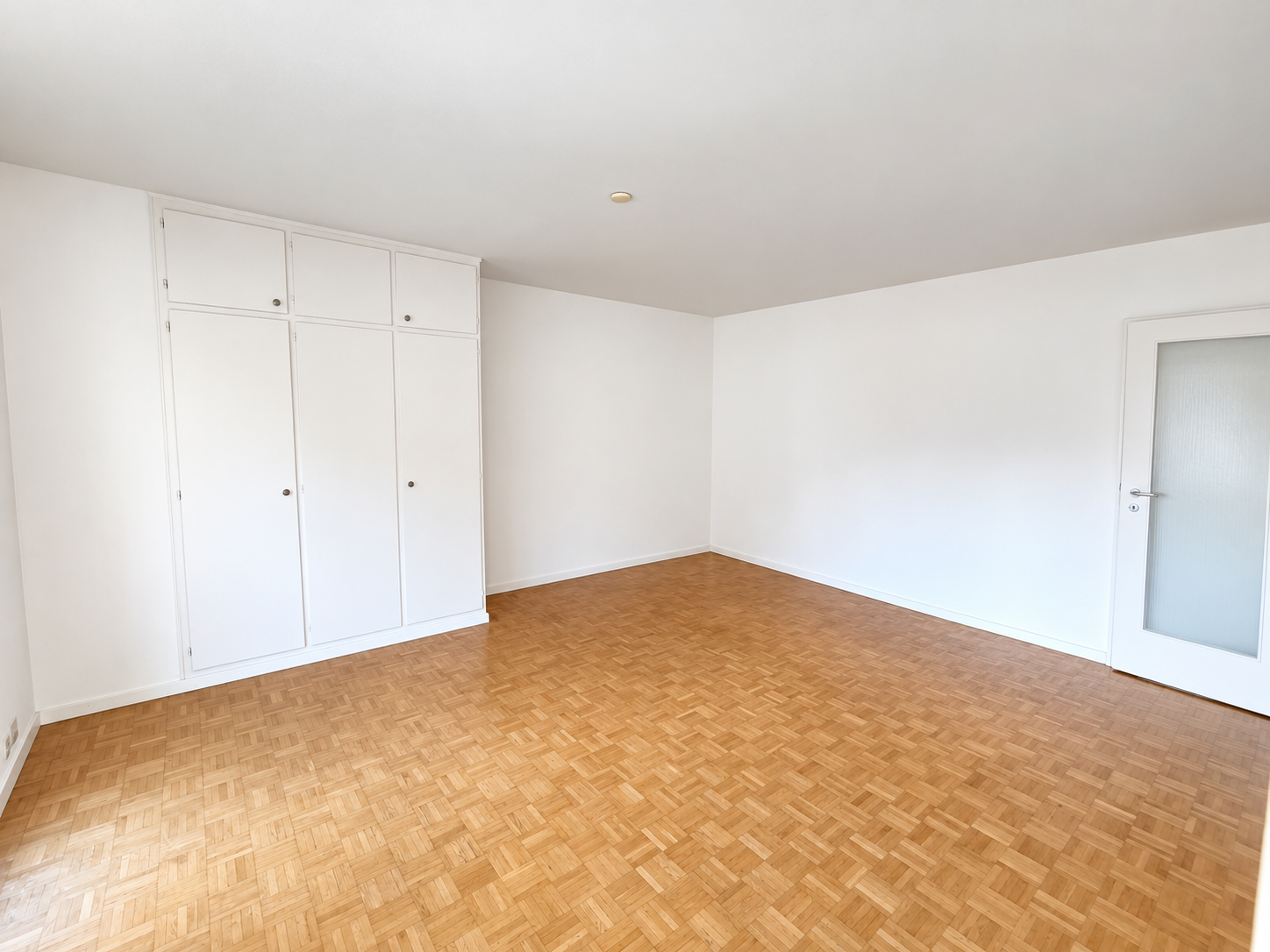 1 room apartment, Foto 7 von 10