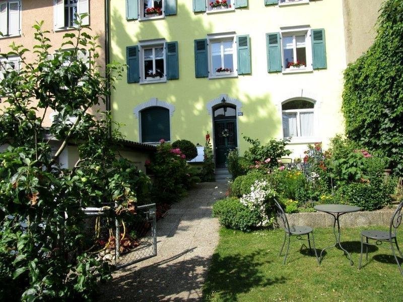 1 room furnished flat, Foto 2 von 10