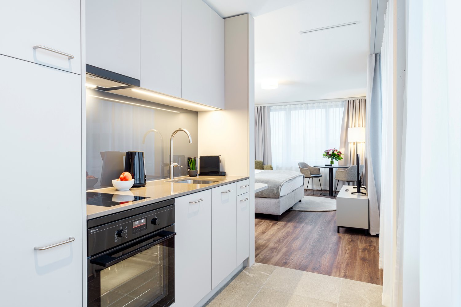 1 room apartment, Foto 1 von 10