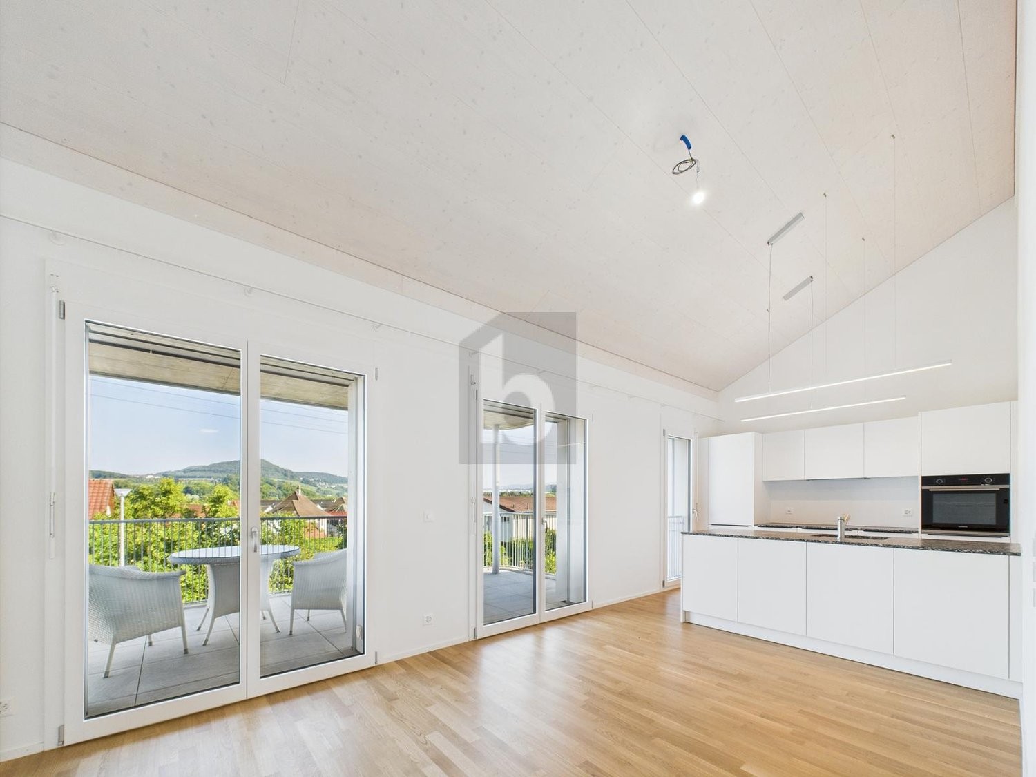 4 ½ rooms roof flat, Foto 1 von 4