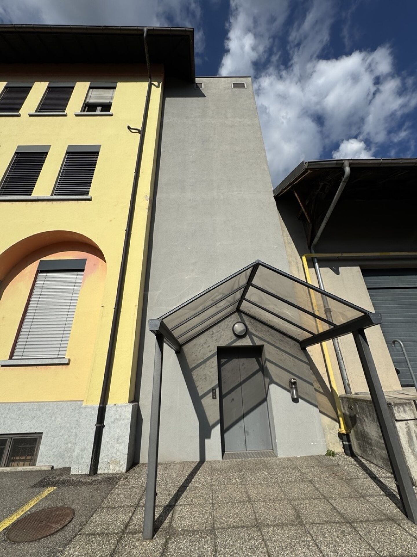Commercial land, Foto 2 von 2