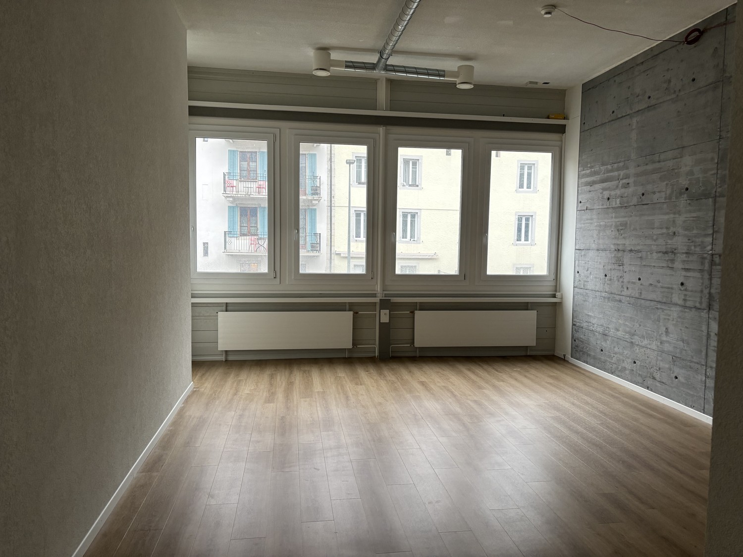 53m² office