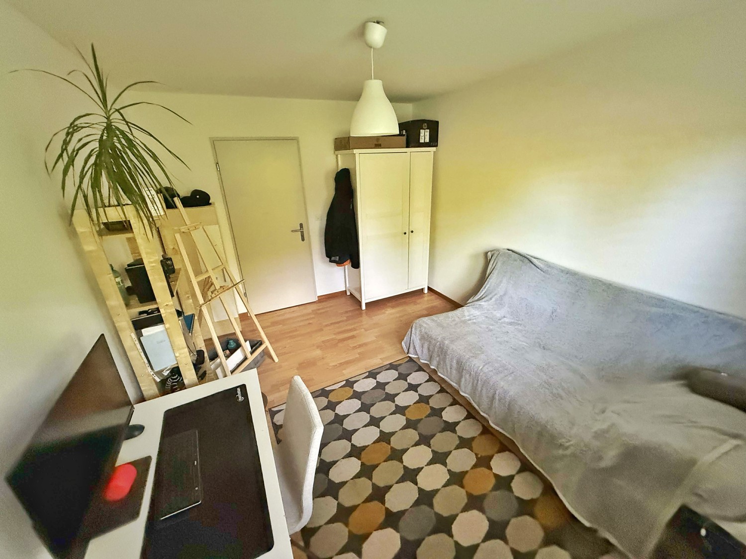 Zimmer in einer Wohngemeinschaft, Foto 2 von 5