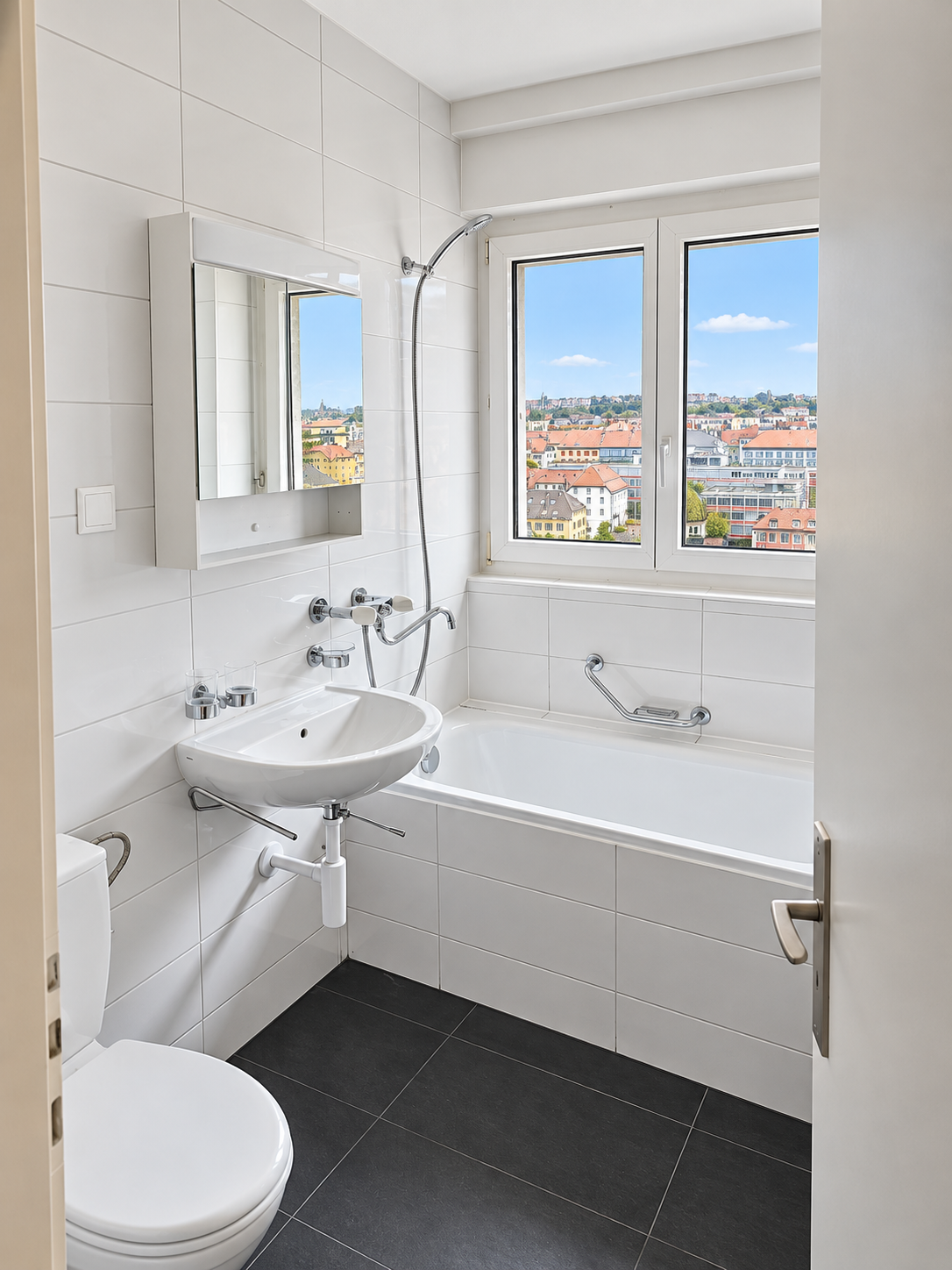 2 ½ Zimmer-Wohnung, Foto 1 von 6