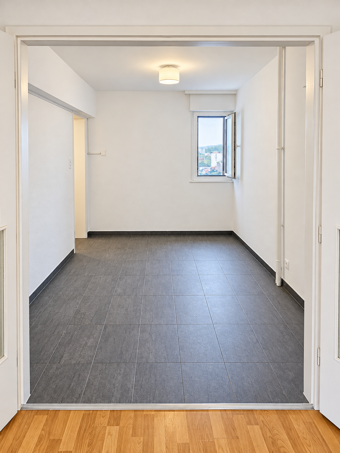 2 ½ Zimmer-Wohnung, Foto 3 von 6