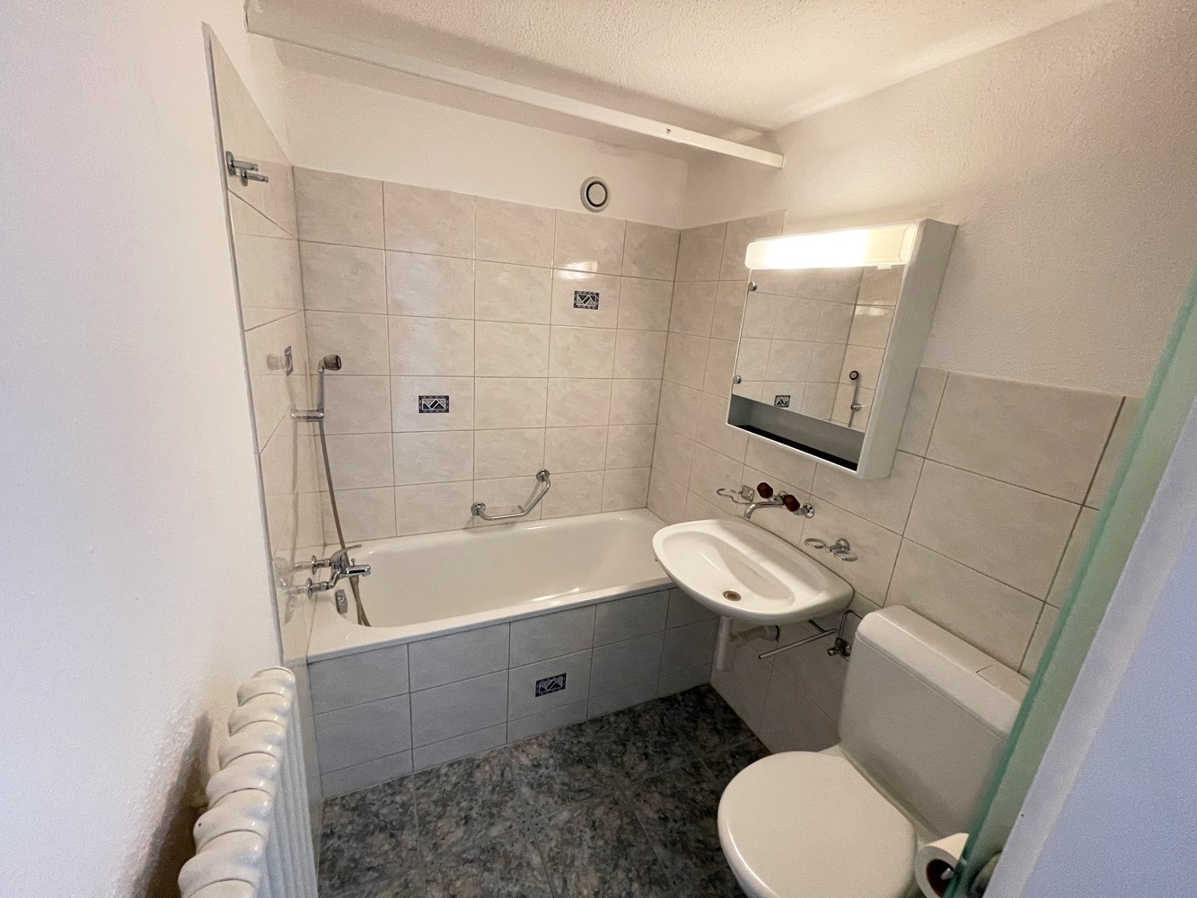 2 ½ rooms apartment