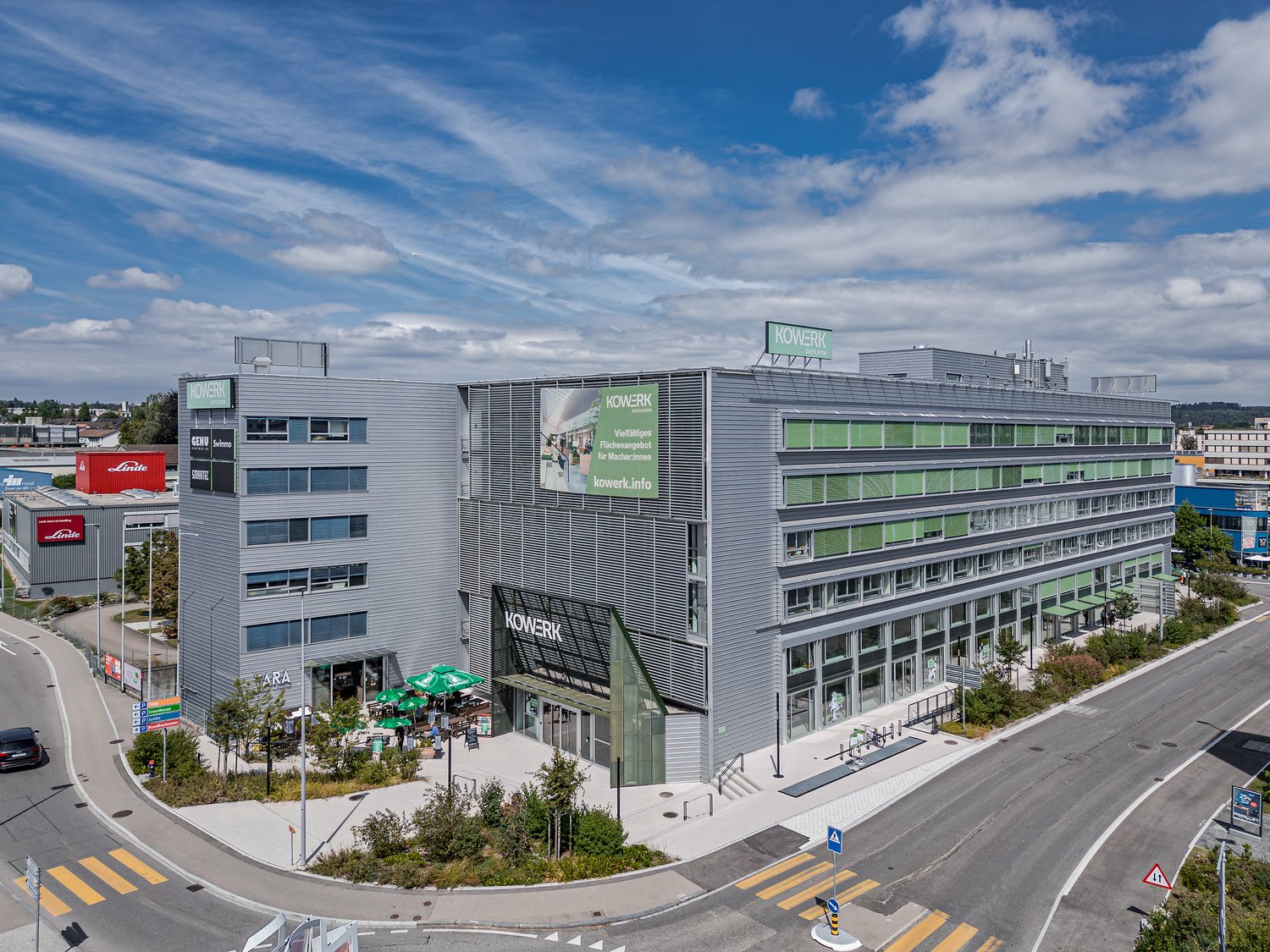 466m² commercial