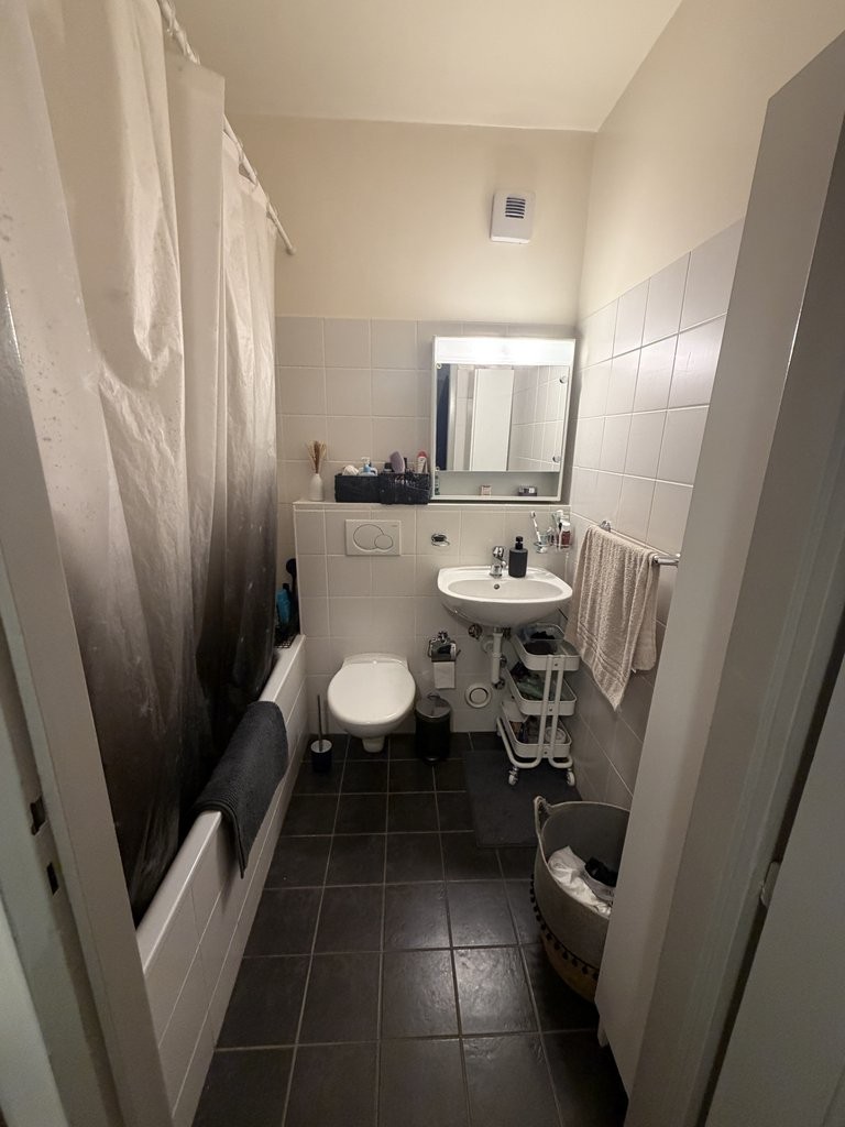 2 Zimmer möblierte Wohnung