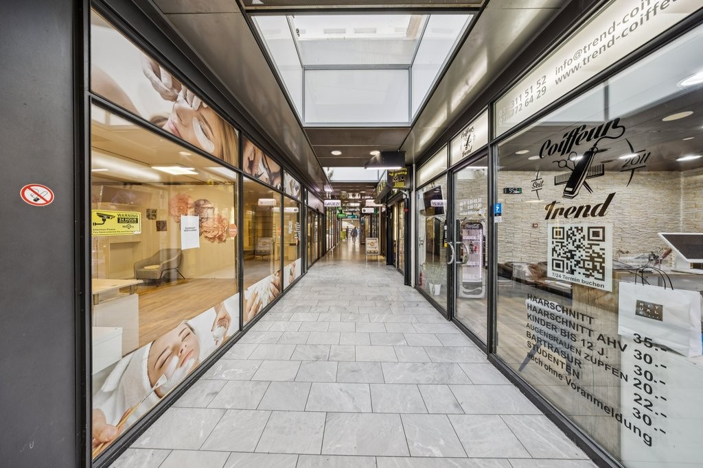 163m² shop, Foto 1 von 8