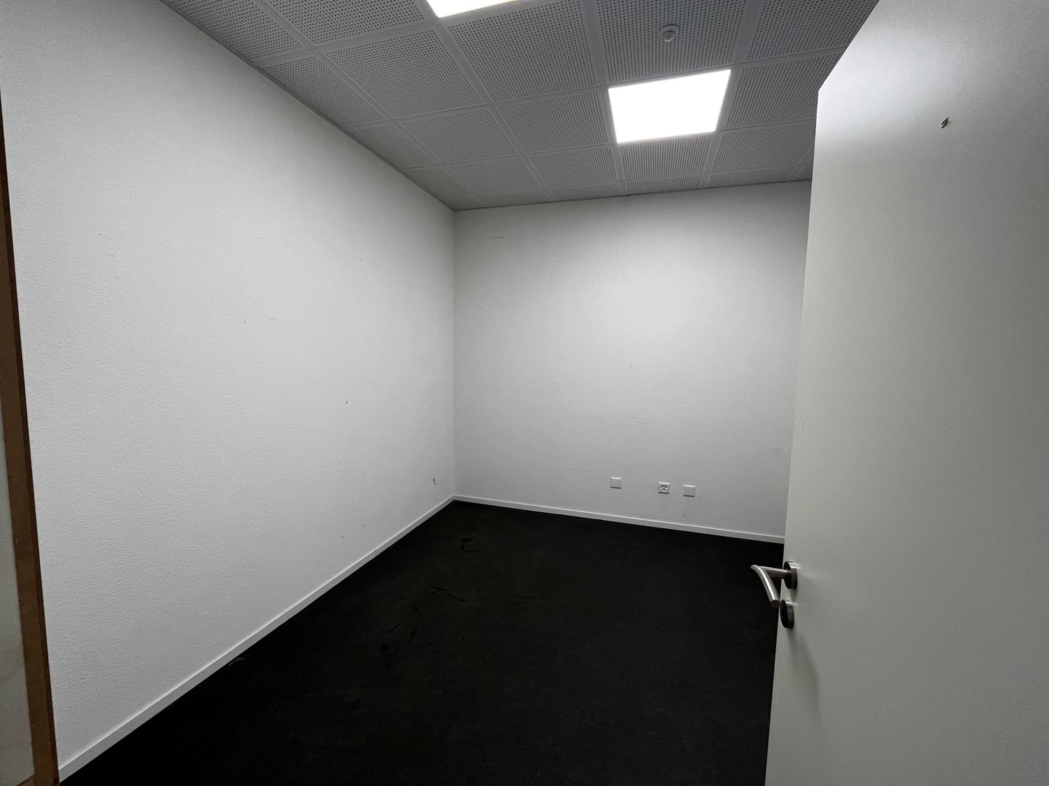 118m² Büro, Foto 5 von 6