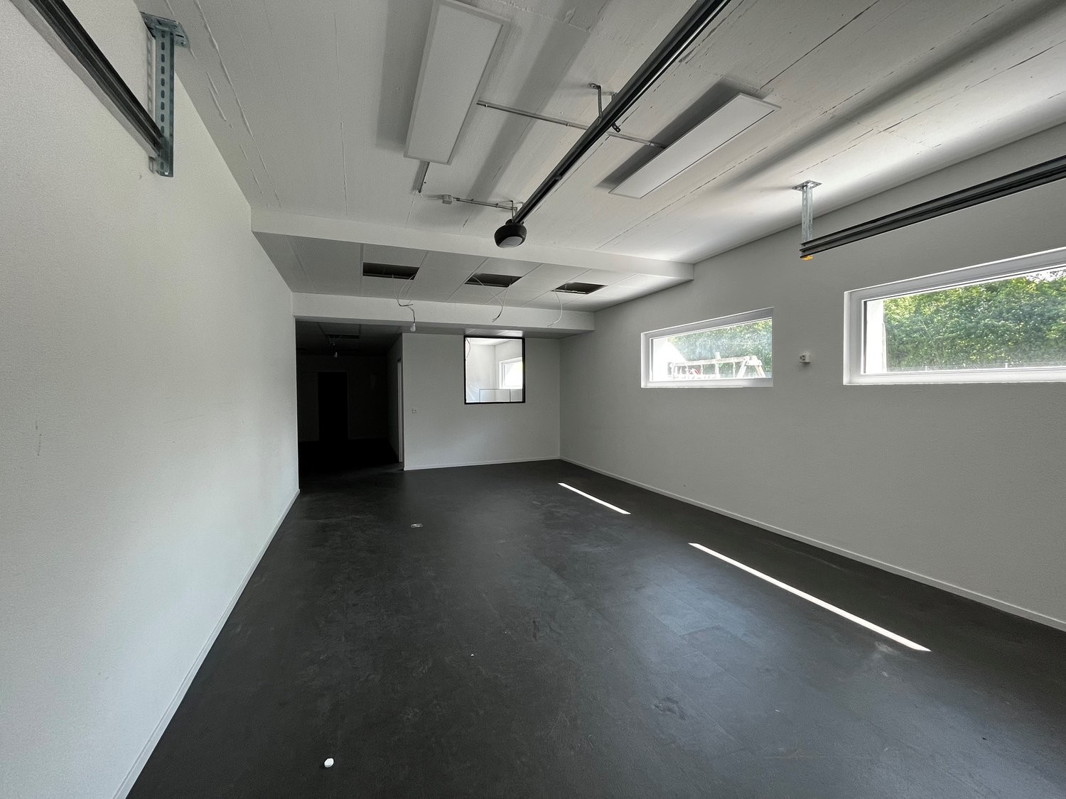 118m² Büro, Foto 1 von 6