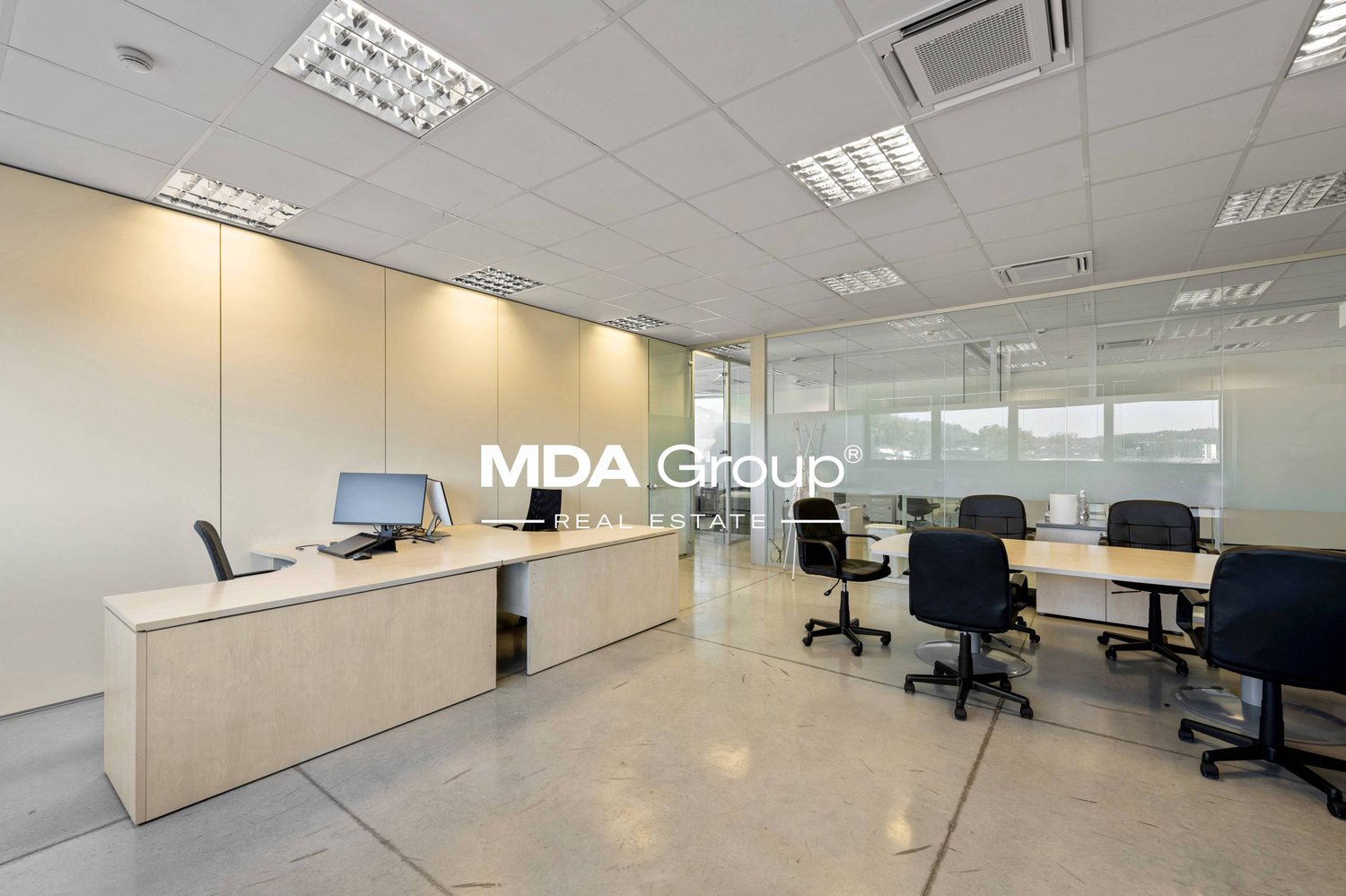 1450m² Büro