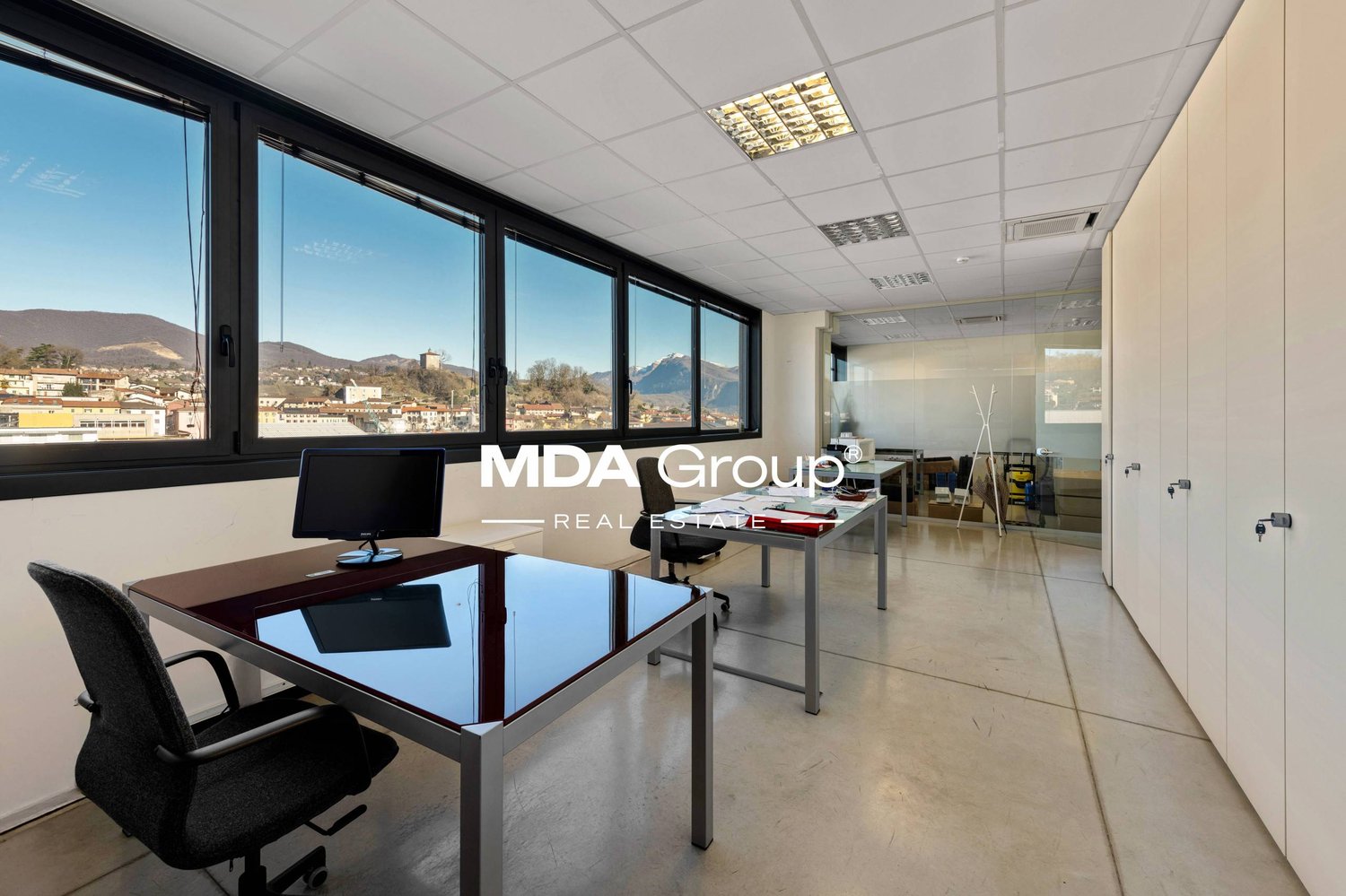 1450m² Büro