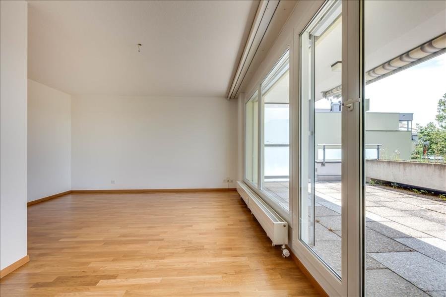 5 rooms attic flat