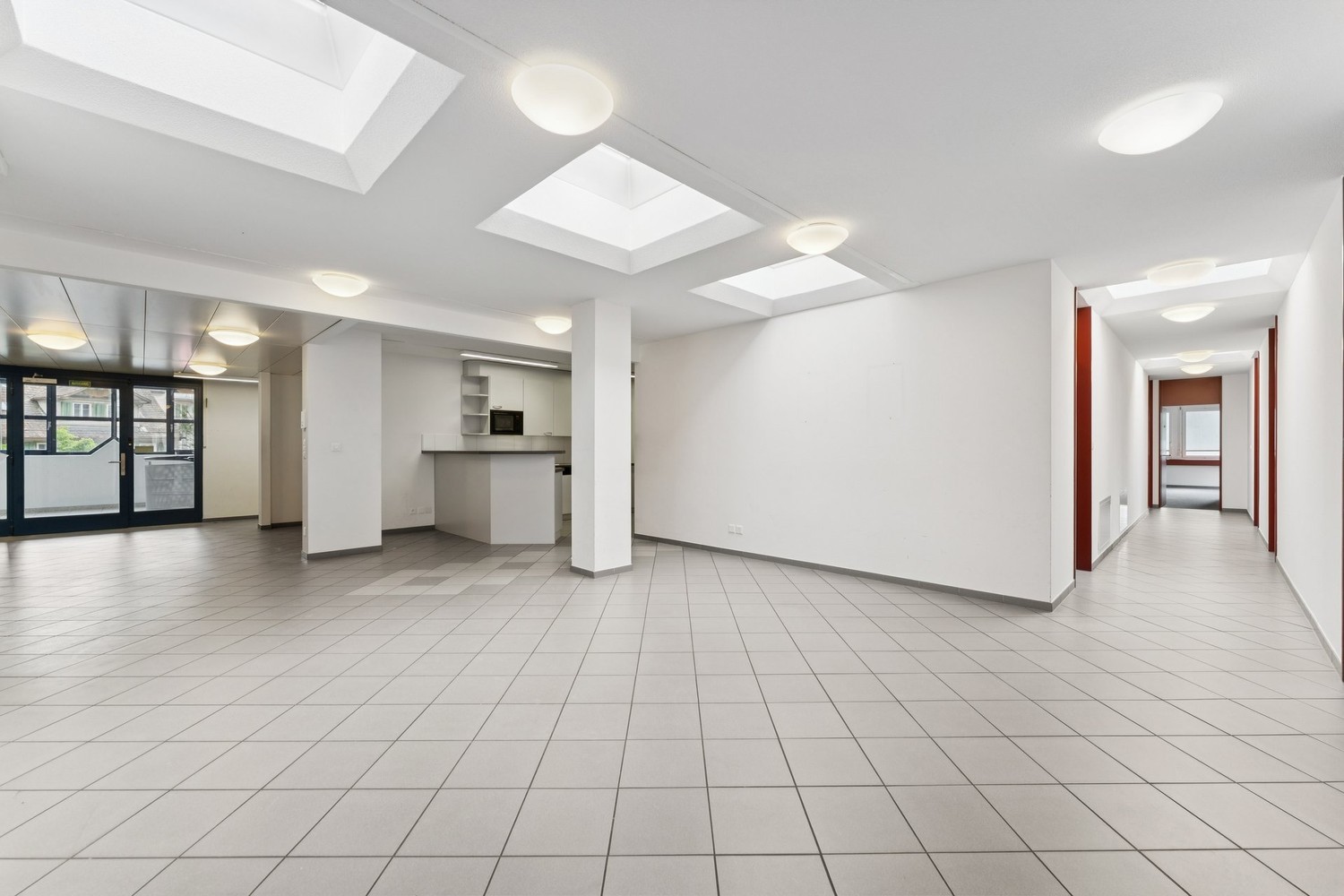 698m² de bureaux