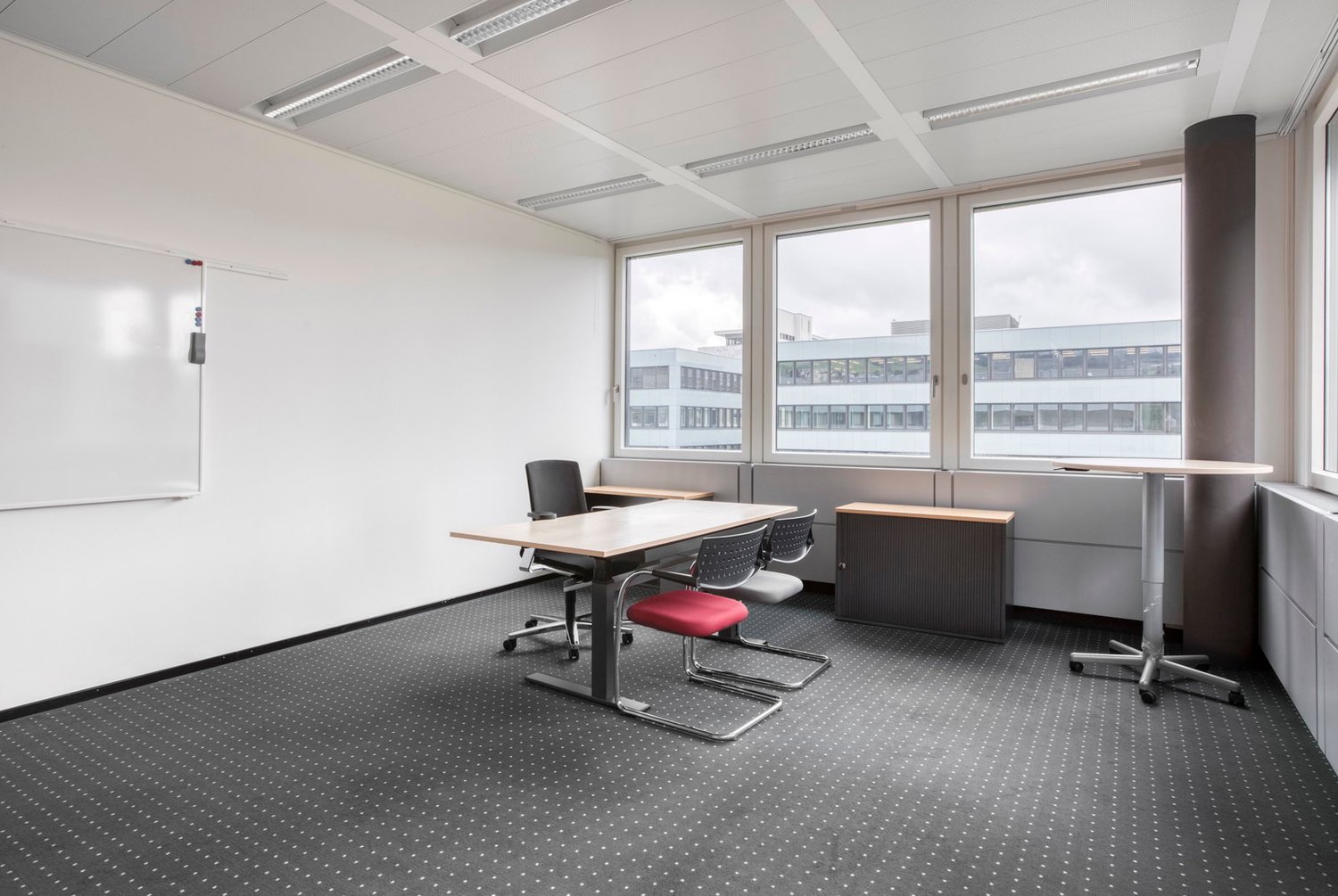 Office, Foto 2 von 7