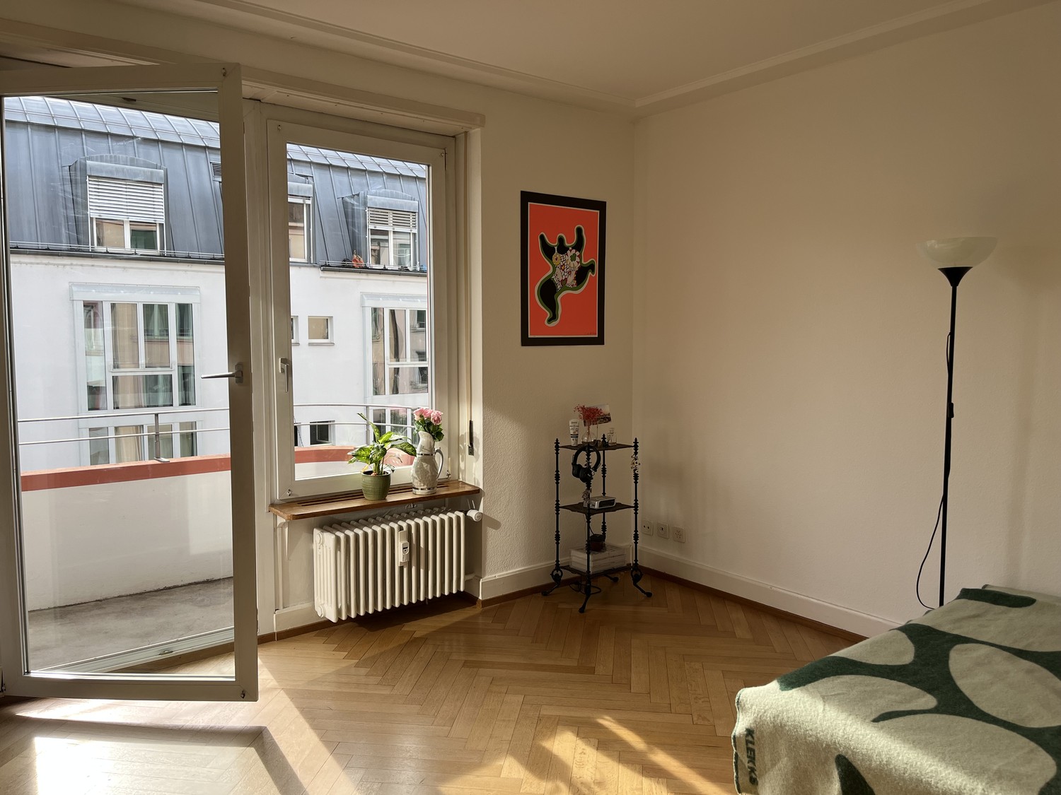 1 room apartment, Foto 1 von 8