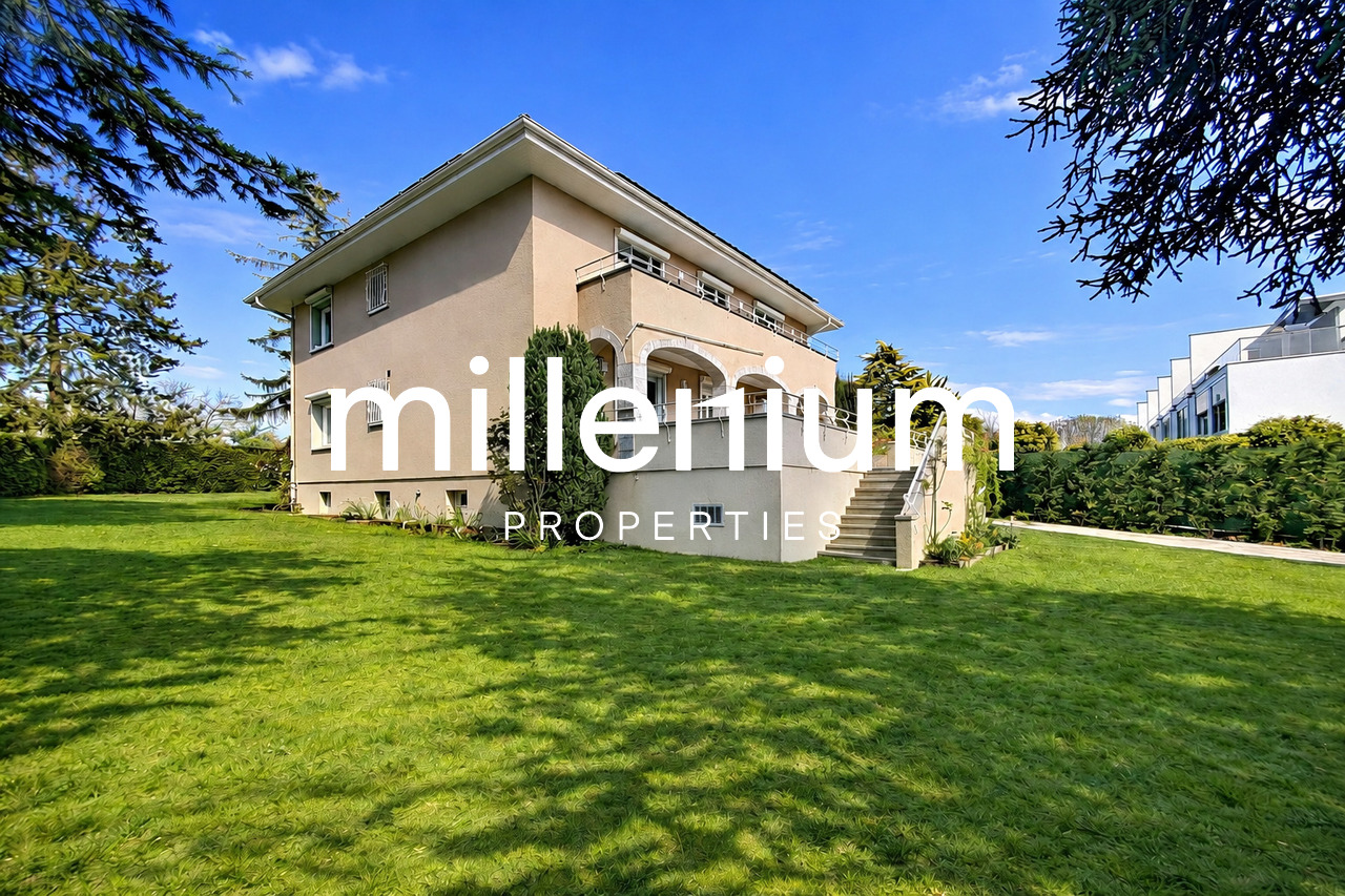 8-Zimmer-Einfamilienhaus