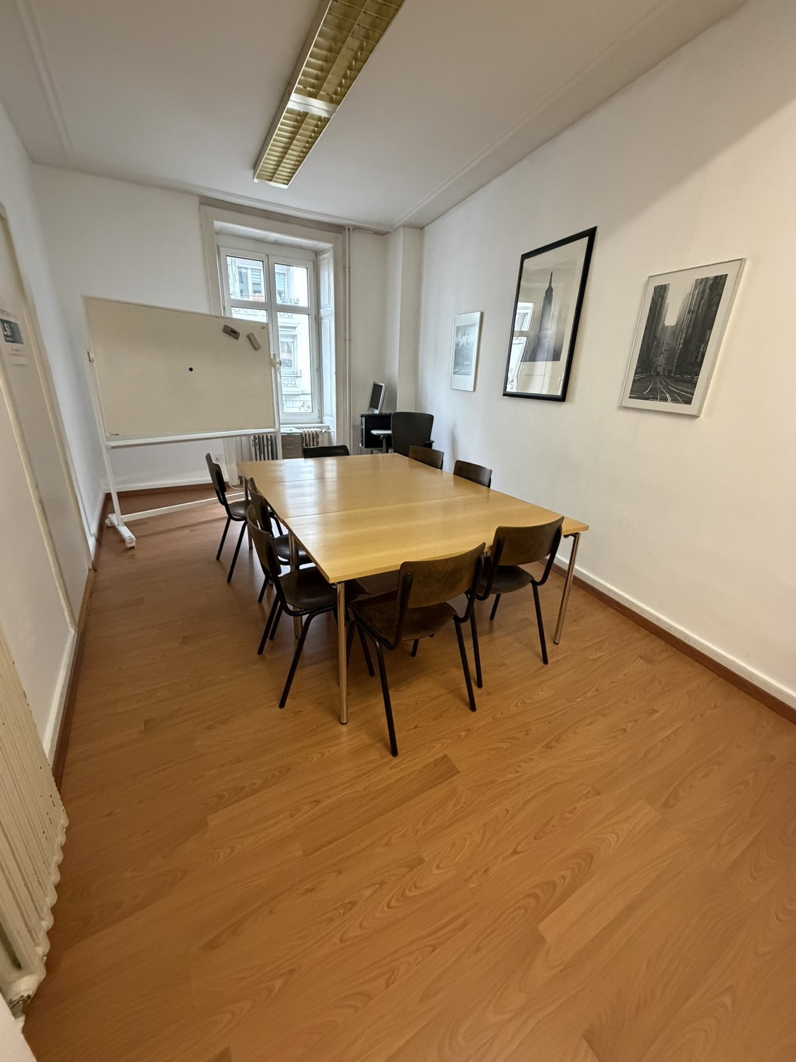 Office, Foto 1 von 9