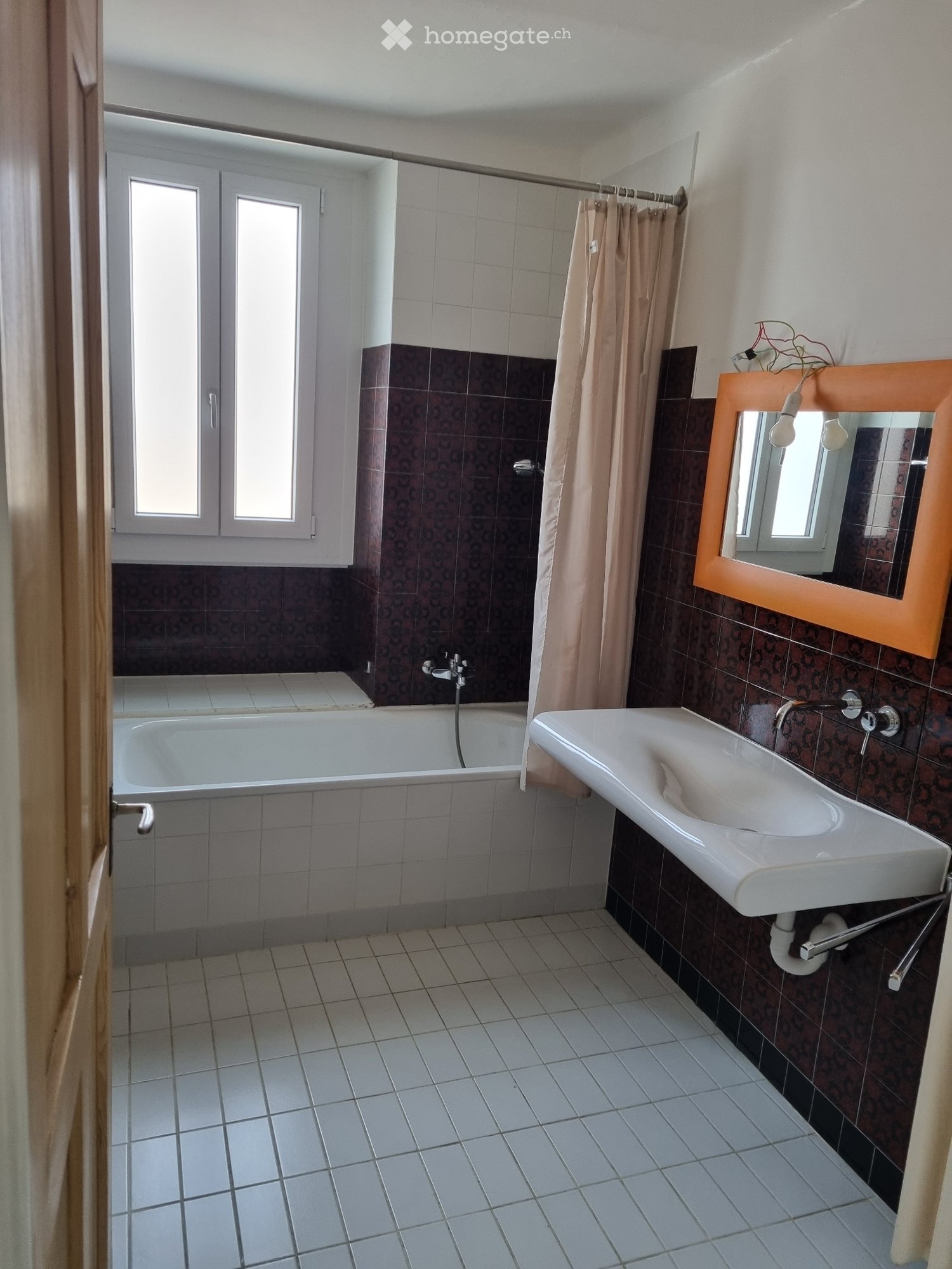 1 pièce chambre simple