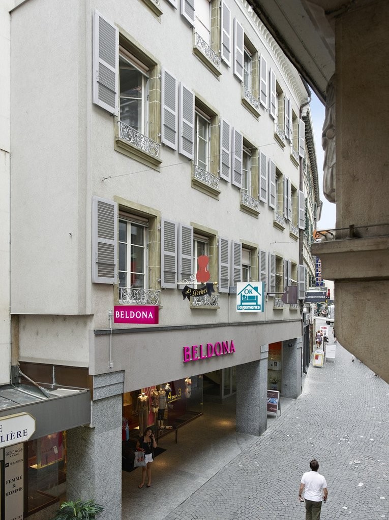 166m² shop, Foto 1 von 5